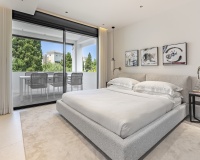 Resale - apartment - Marbella - Puerto Banús