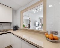 Resale - apartment - Marbella - Puerto Banús