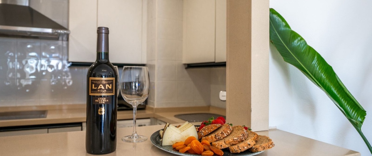 Resale - apartment - Marbella - Puerto Banús