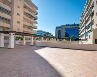 Resale - apartment - Marbella - Puerto Banús