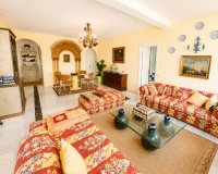 Resale - apartment - Marbella - Puerto Banús