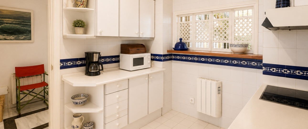 Resale - apartment - Marbella - Puerto Banús