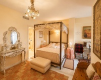 Resale - apartment - Marbella - Puerto Banús
