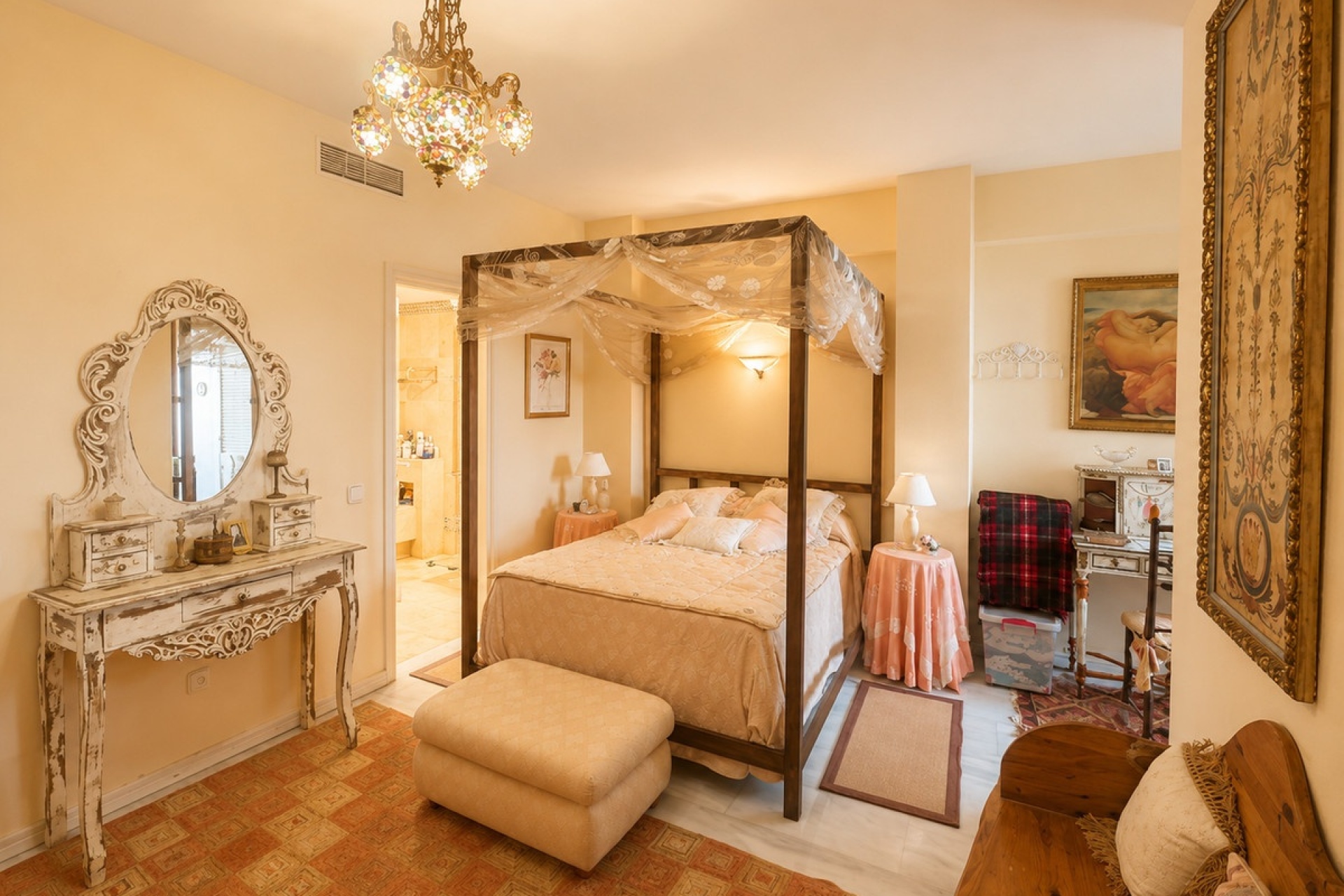 Resale - apartment - Marbella - Puerto Banús