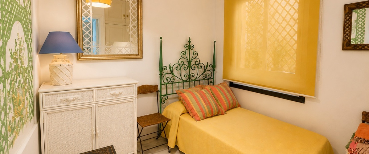 Resale - apartment - Marbella - Puerto Banús