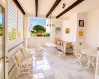 Resale - apartment - Marbella - Puerto Banús