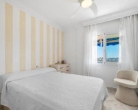 Resale - apartment - Marbella - Puerto Banús