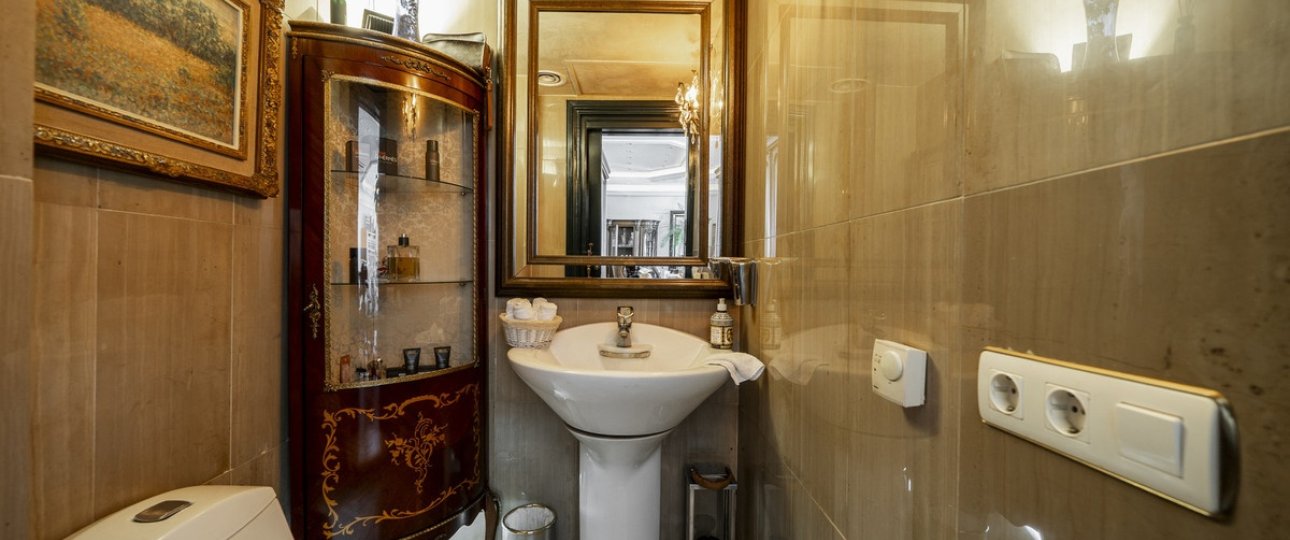 Resale - apartment - Marbella - Puerto Banús