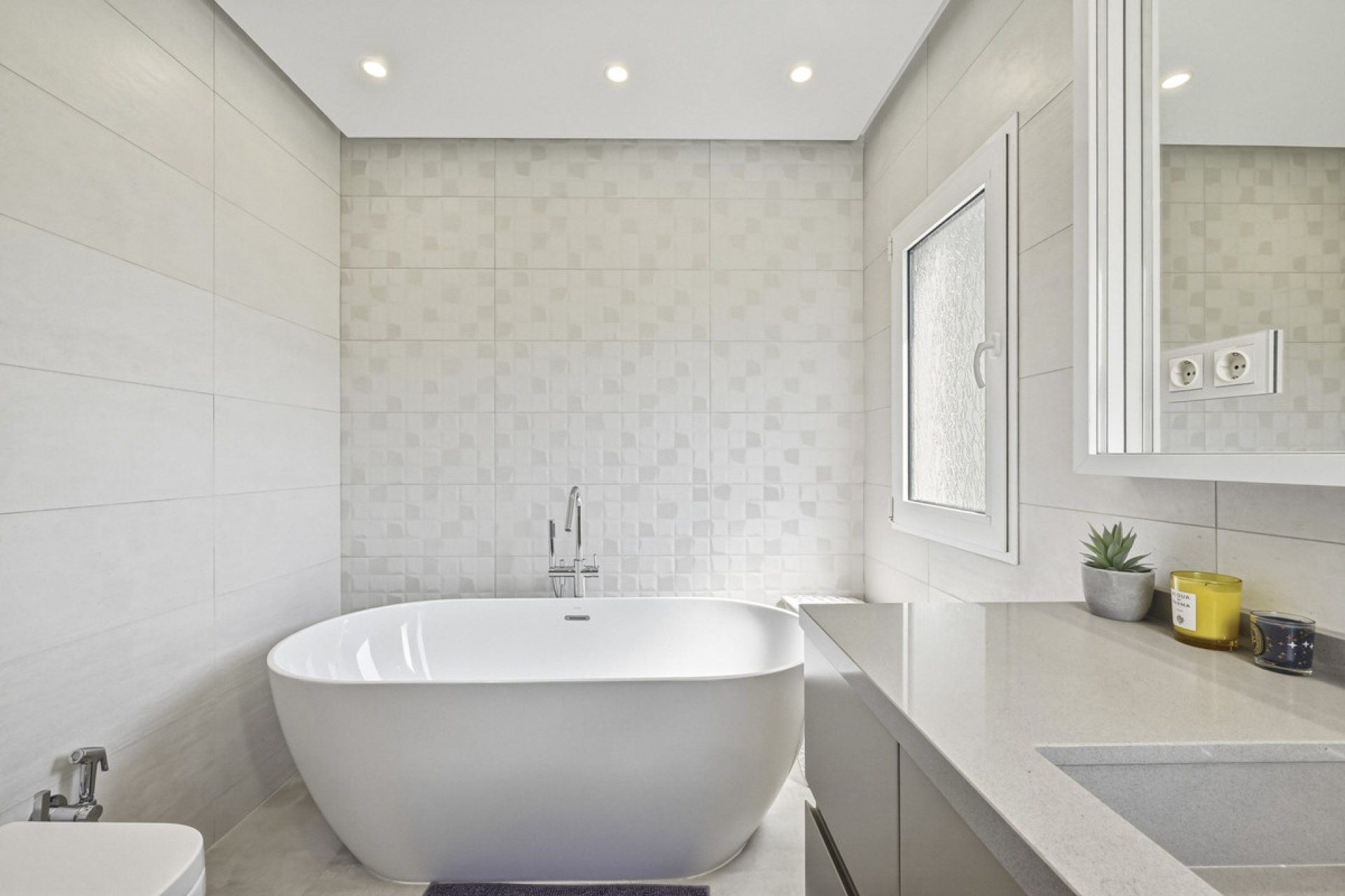 Resale - apartment - Marbella - Puerto Banús