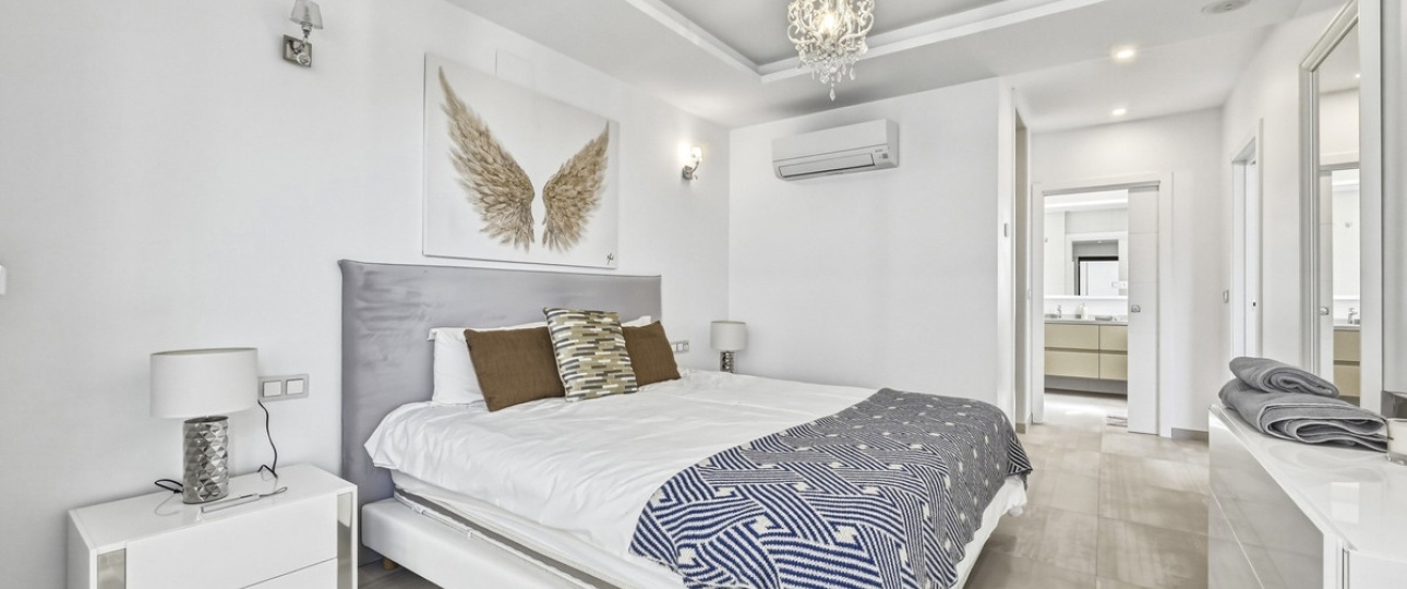 Resale - apartment - Marbella - Puerto Banús