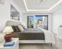 Resale - apartment - Marbella - Puerto Banús