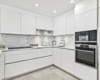 Resale - apartment - Marbella - Puerto Banús