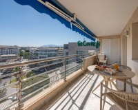 Resale - apartment - Marbella - Puerto Banús