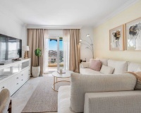 Resale - apartment - Marbella - Puerto Banús