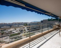 Resale - apartment - Marbella - Puerto Banús