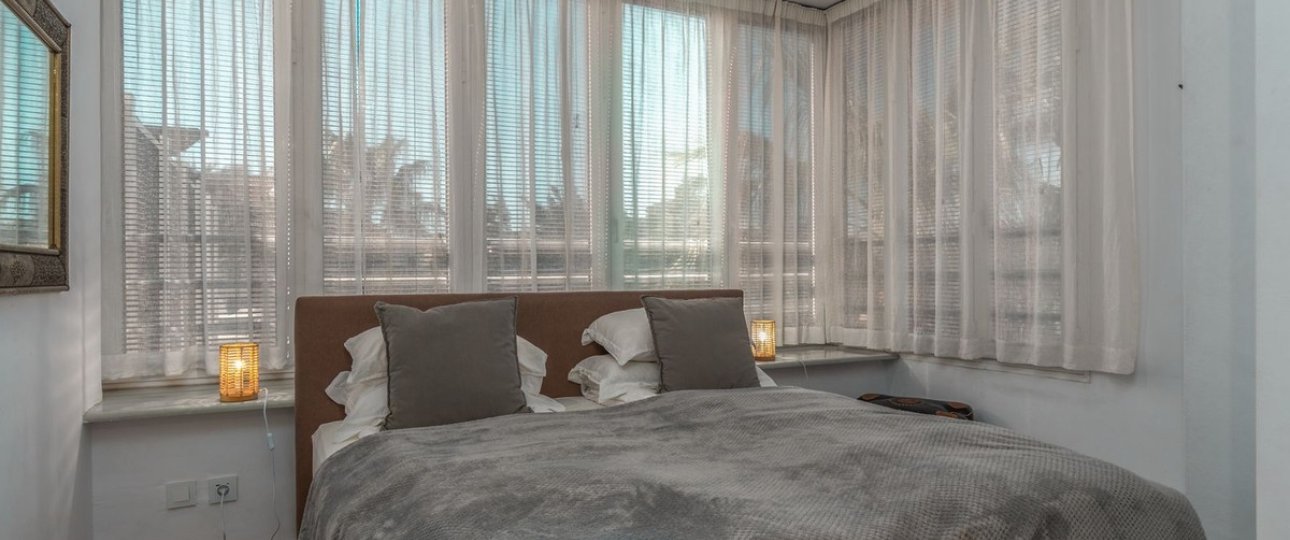 Resale - apartment - Marbella - Puerto Banús