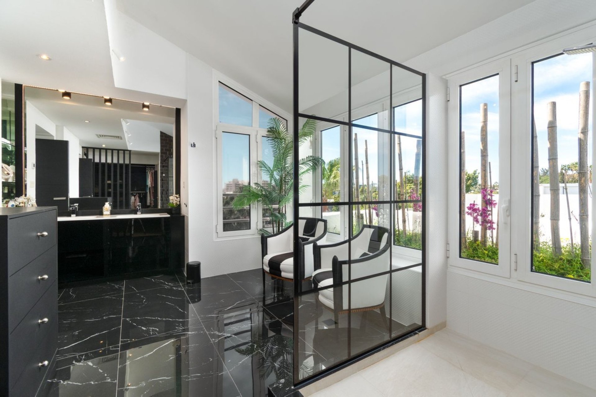 Resale - apartment - Marbella - Puerto Banús