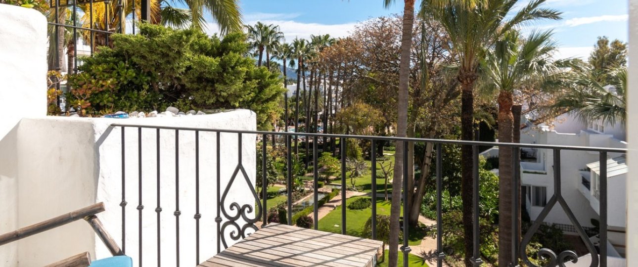 Resale - apartment - Marbella - Puerto Banús