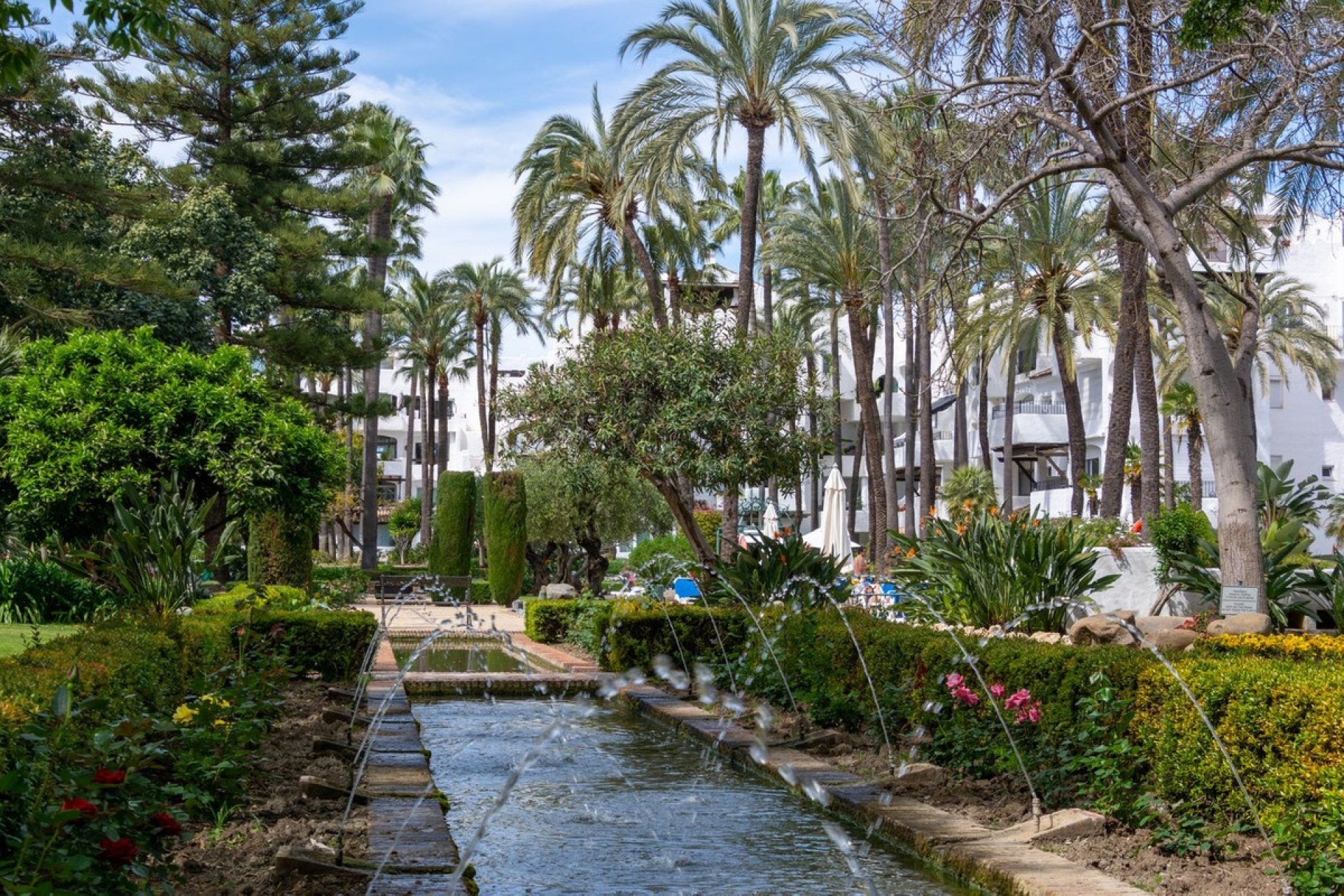 Resale - apartment - Marbella - Puerto Banús