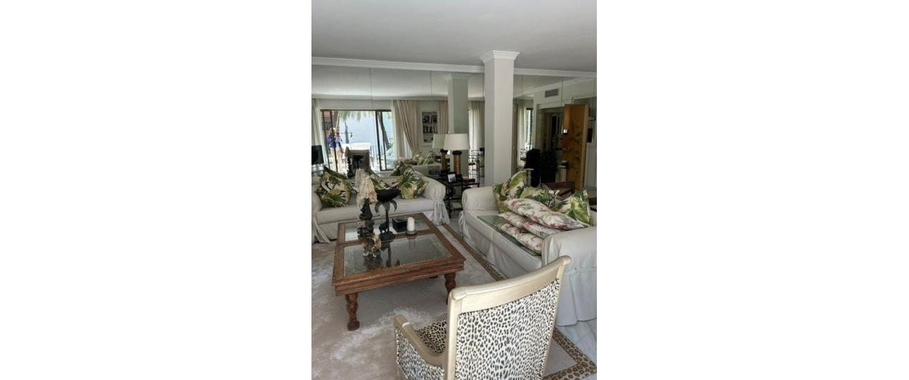Resale - apartment - Marbella - Puerto Banús
