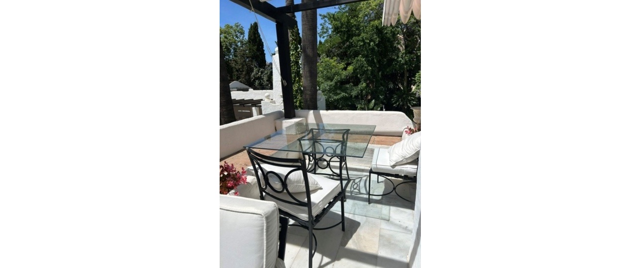 Resale - apartment - Marbella - Puerto Banús