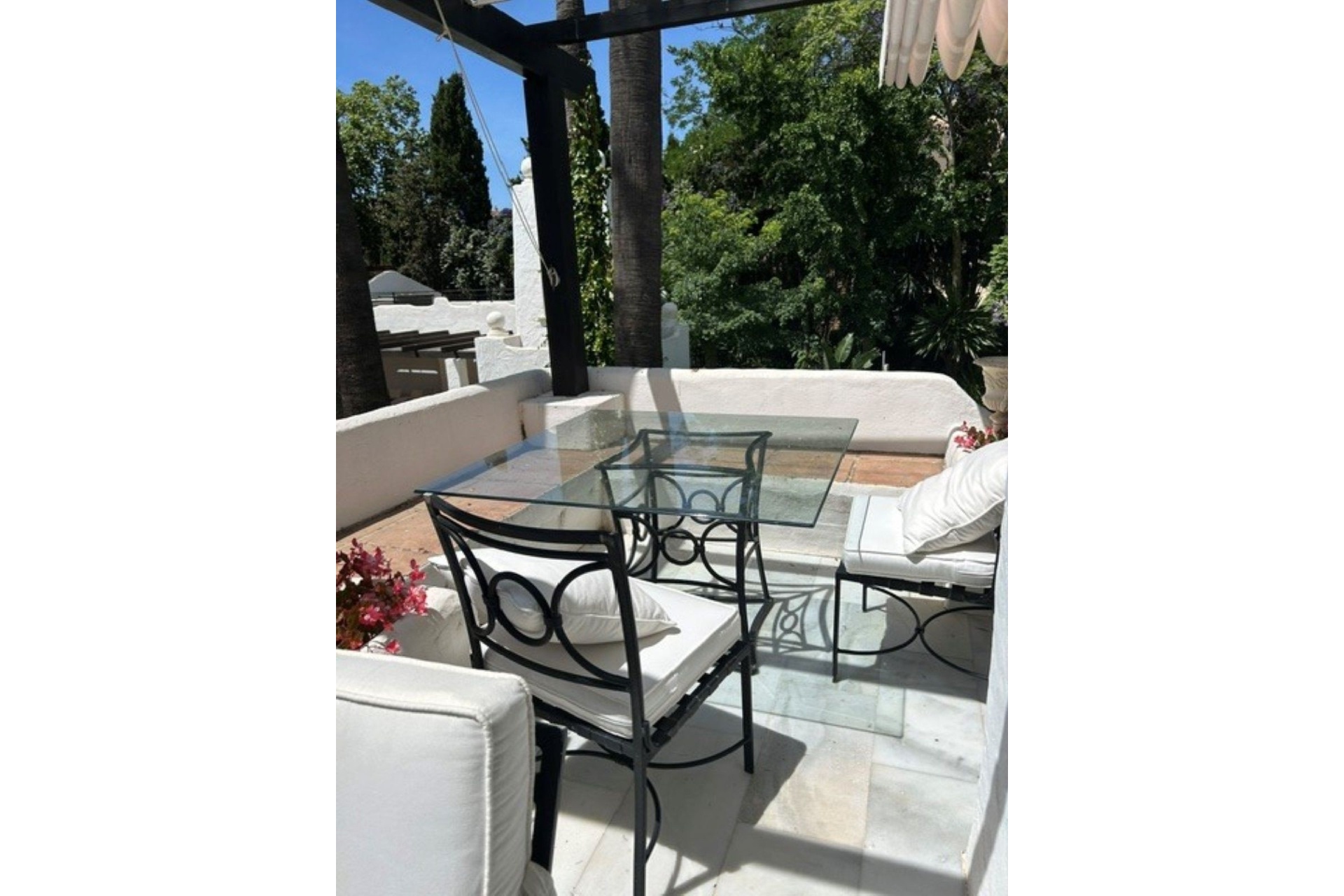 Resale - apartment - Marbella - Puerto Banús