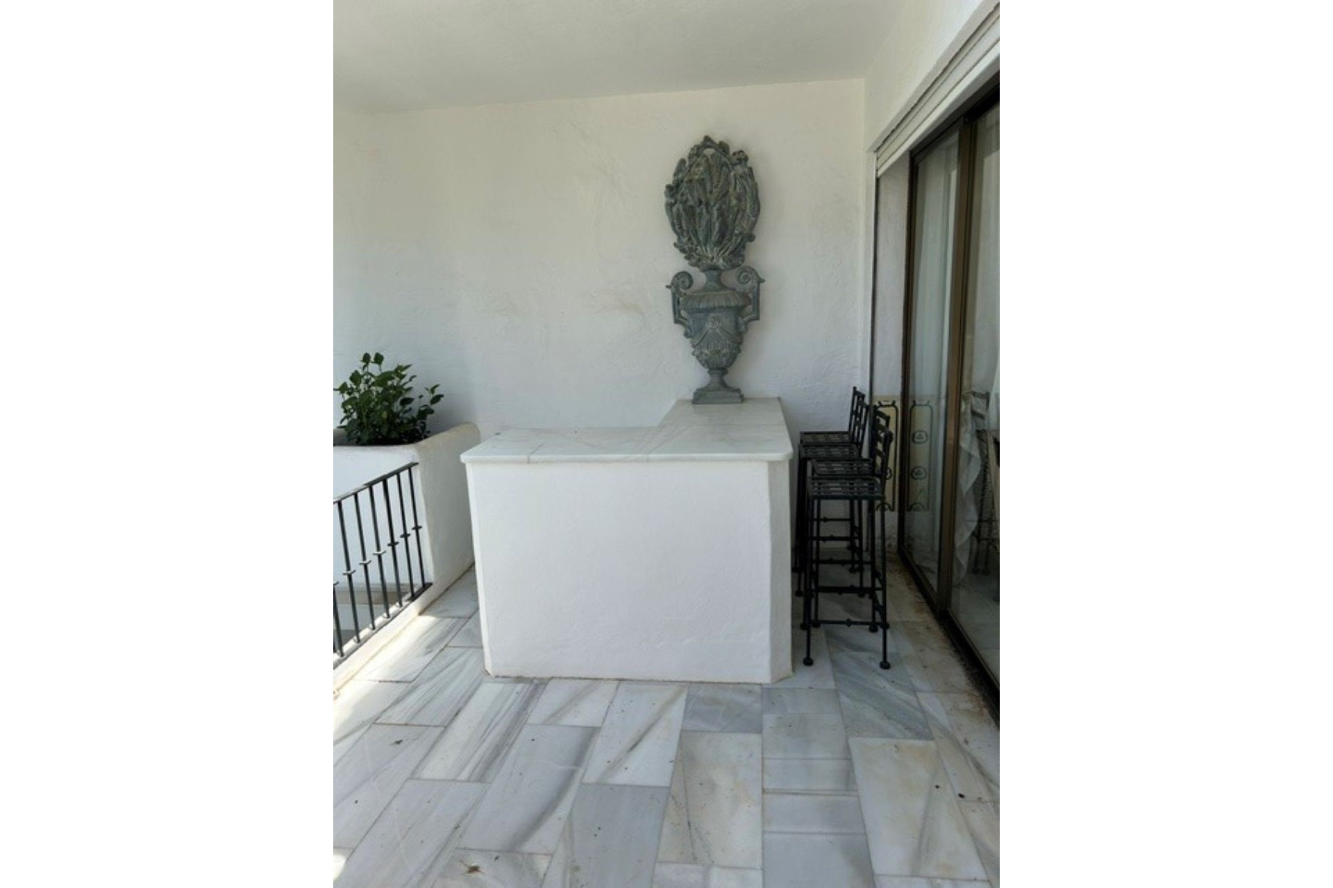 Resale - apartment - Marbella - Puerto Banús