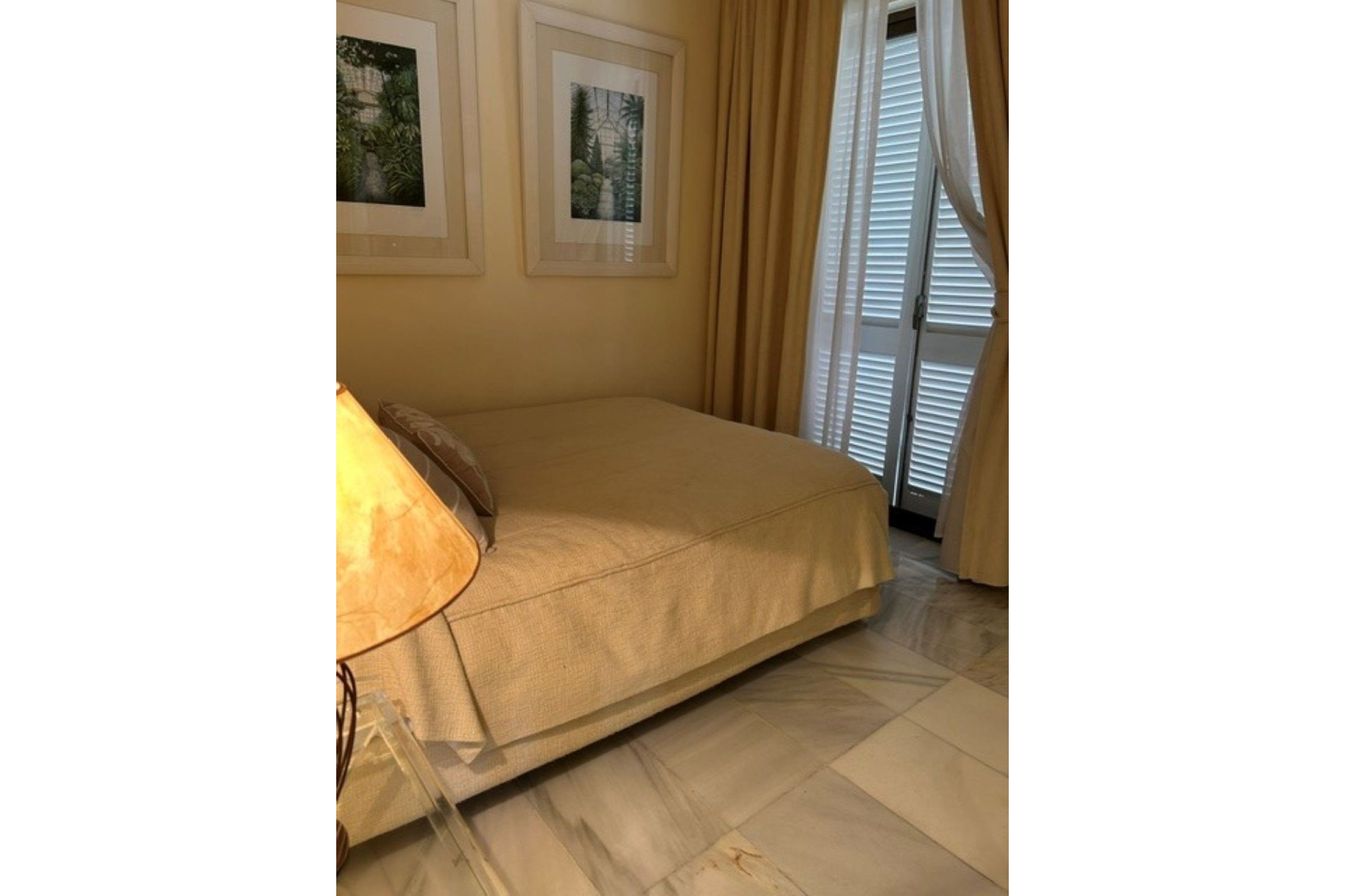 Resale - apartment - Marbella - Puerto Banús