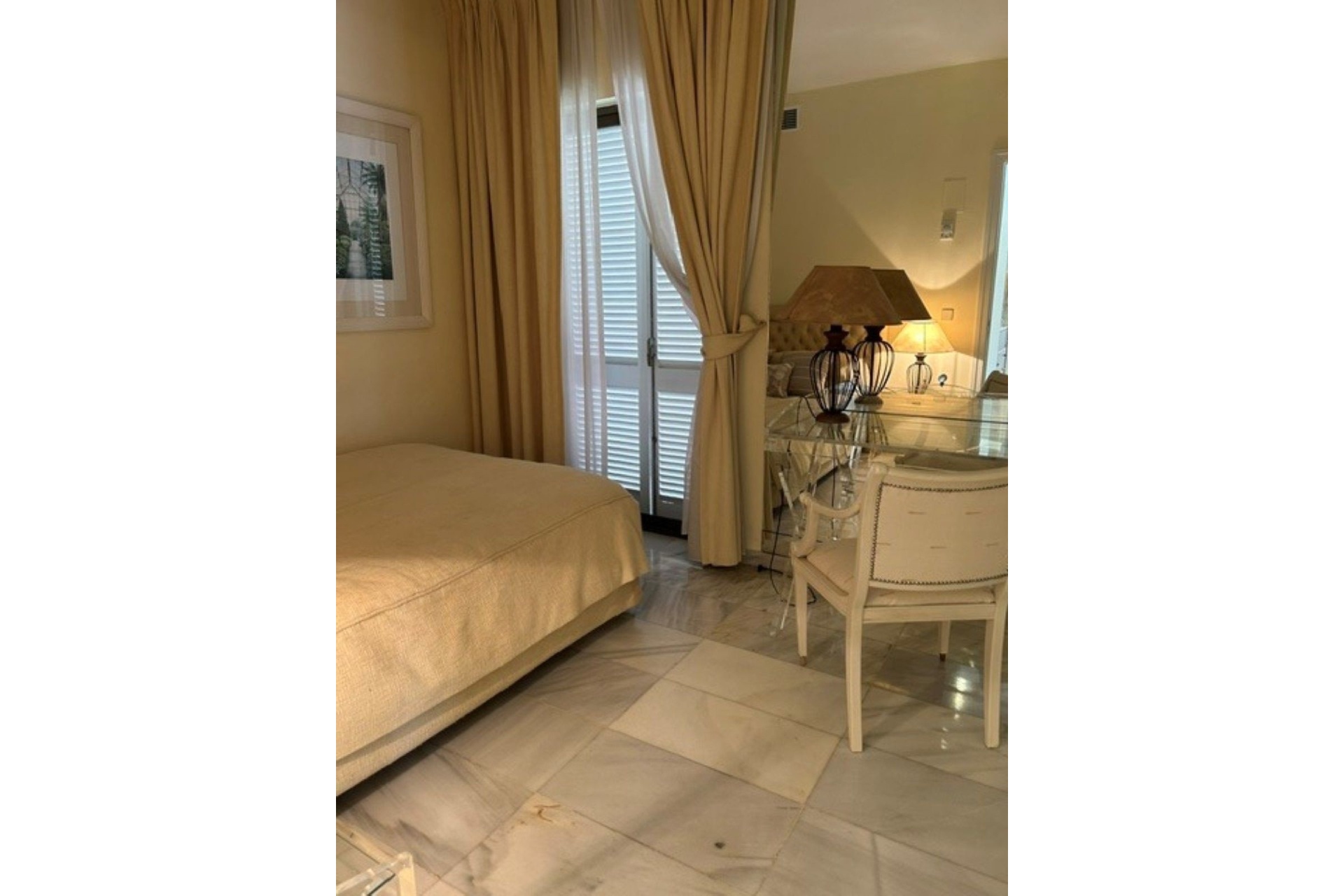 Resale - apartment - Marbella - Puerto Banús