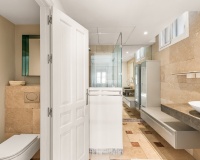 Resale - apartment - Marbella - Puerto Banús