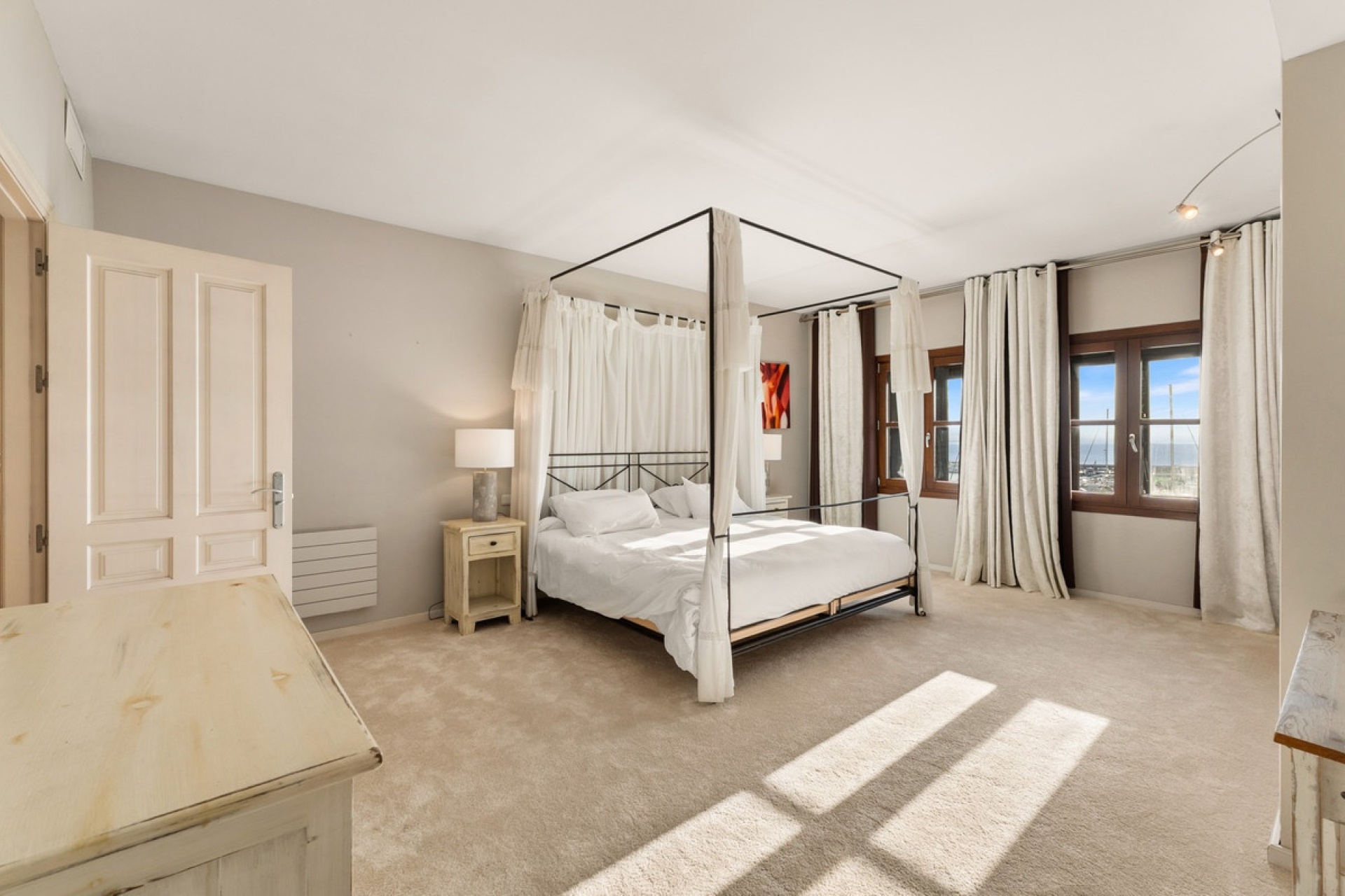 Resale - apartment - Marbella - Puerto Banús