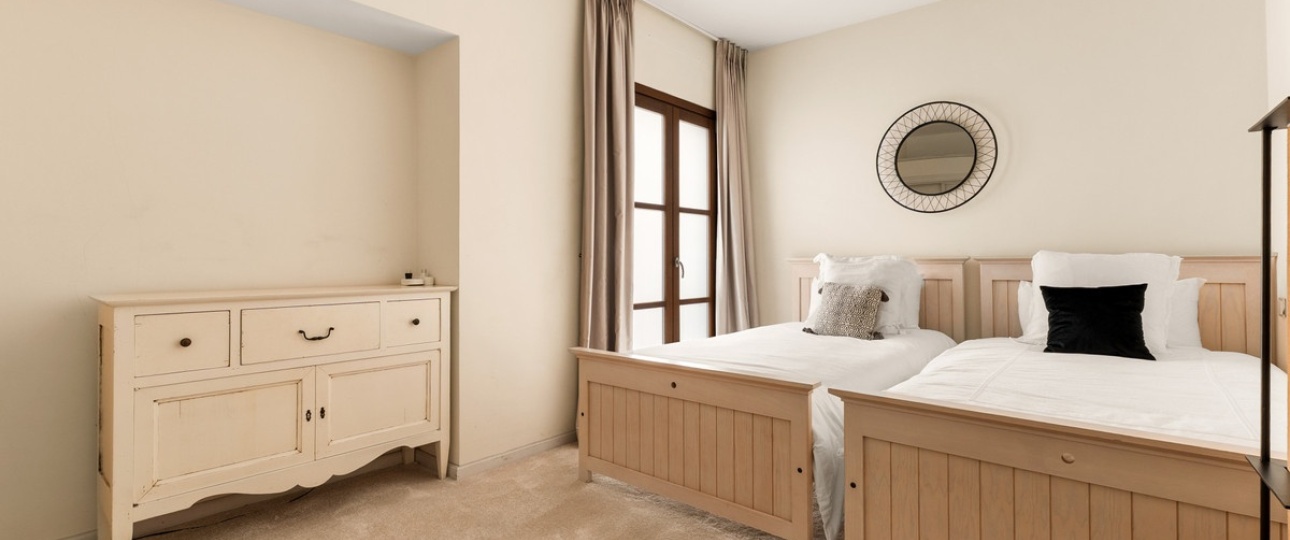 Resale - apartment - Marbella - Puerto Banús
