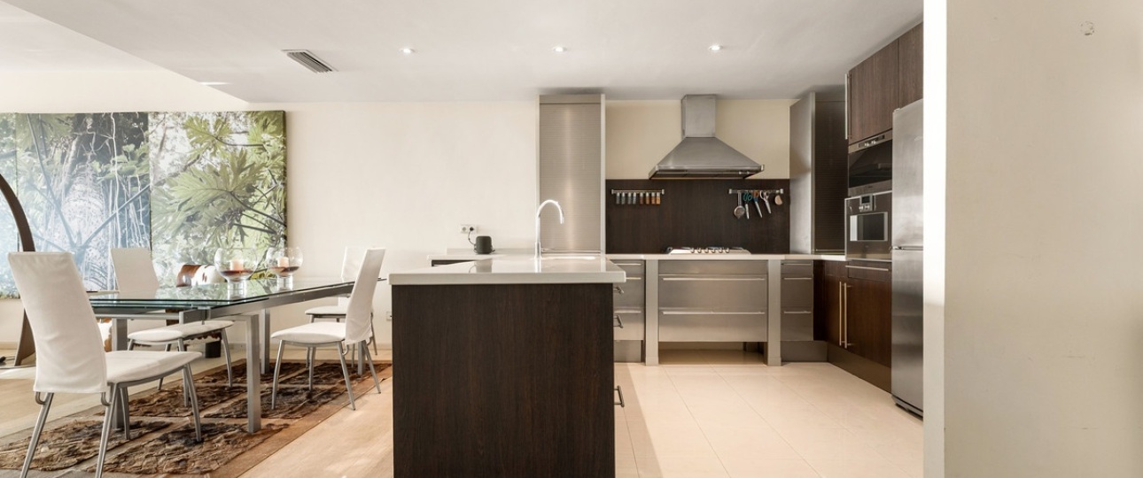 Resale - apartment - Marbella - Puerto Banús