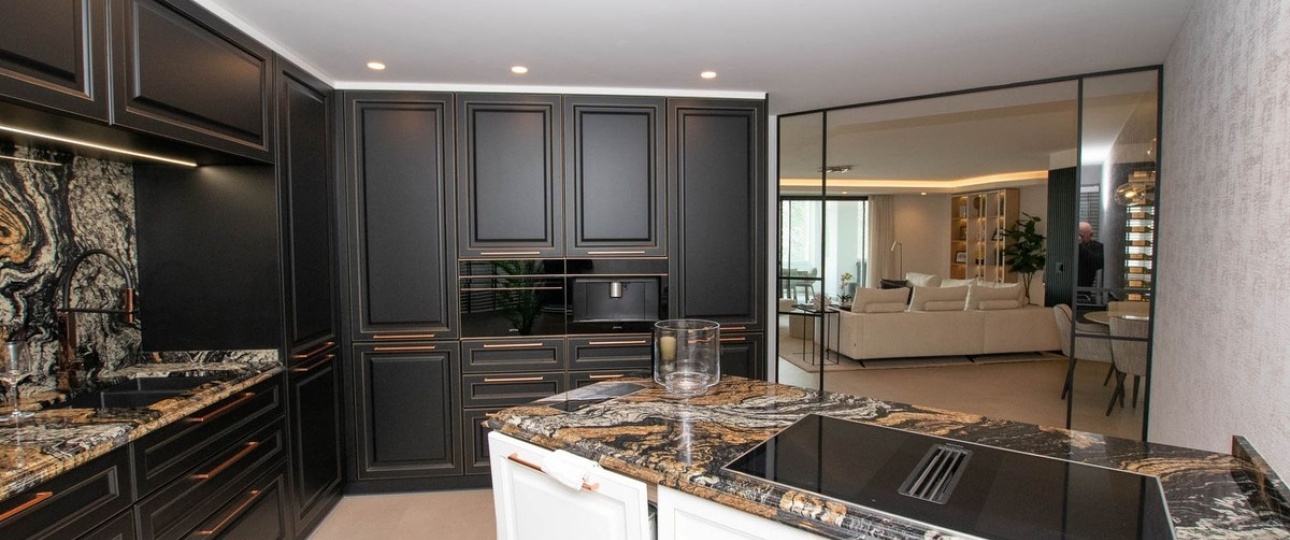 Resale - apartment - Marbella - Puerto Banús