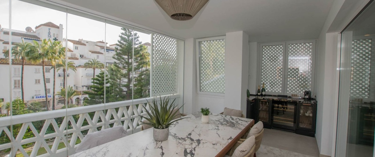Resale - apartment - Marbella - Puerto Banús