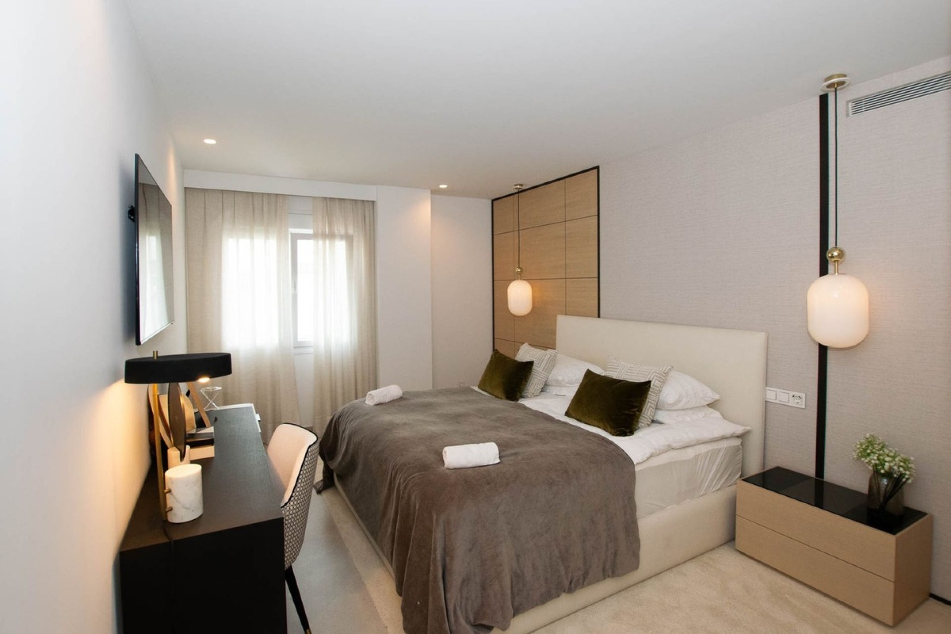 Resale - apartment - Marbella - Puerto Banús
