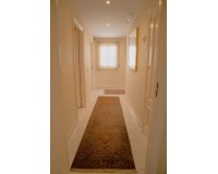 Resale - apartment - Marbella - Puerto Banús