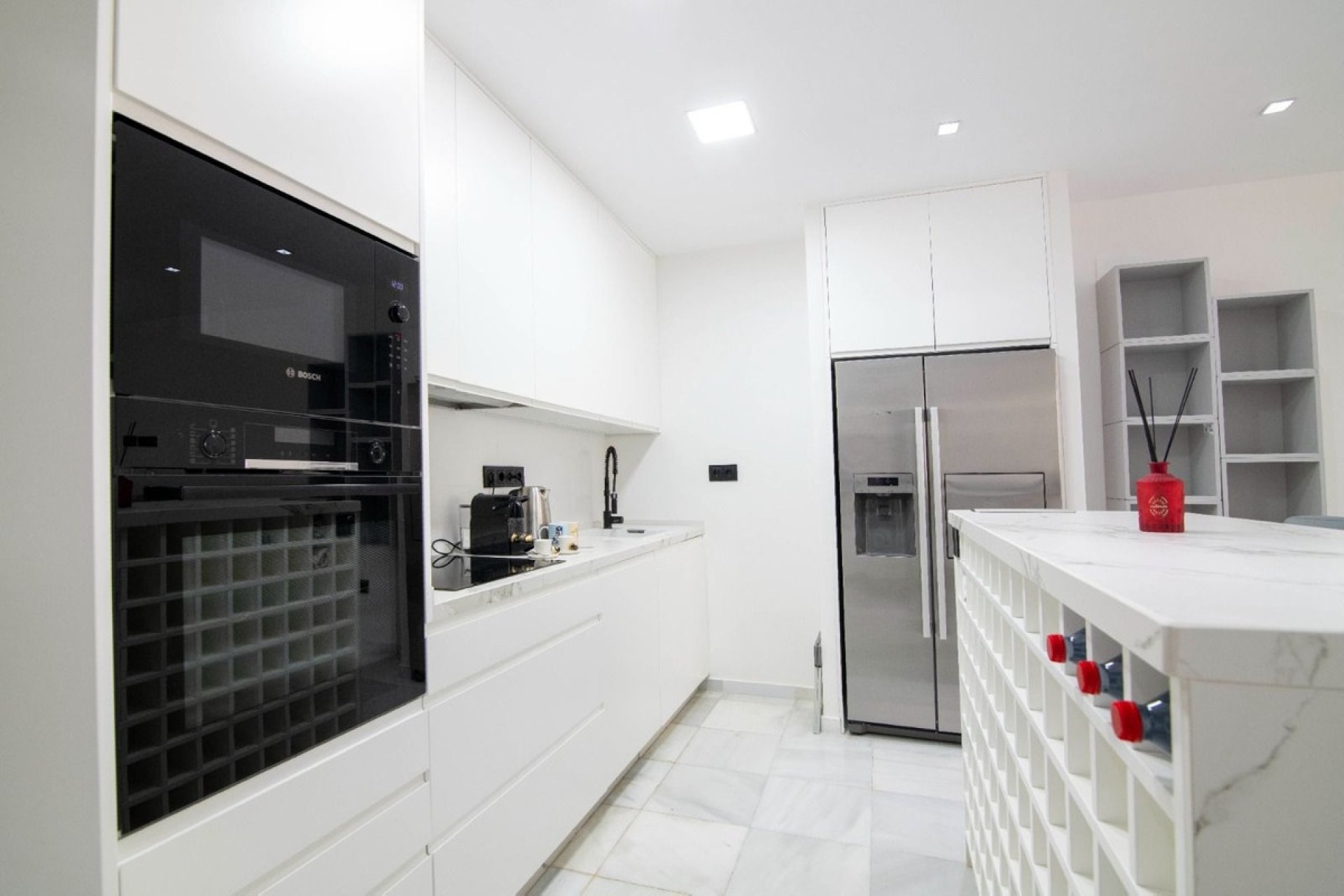 Resale - apartment - Marbella - Puerto Banús