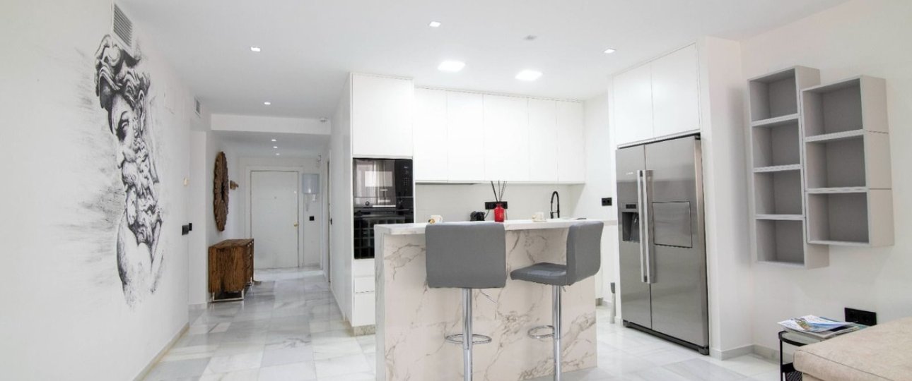 Resale - apartment - Marbella - Puerto Banús