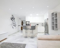 Resale - apartment - Marbella - Puerto Banús