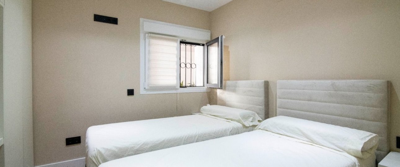 Resale - apartment - Marbella - Puerto Banús