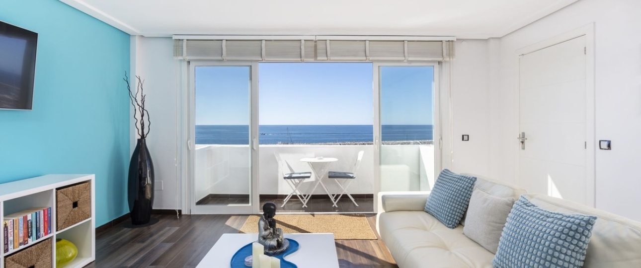 Resale - apartment - Marbella - Puerto Banús