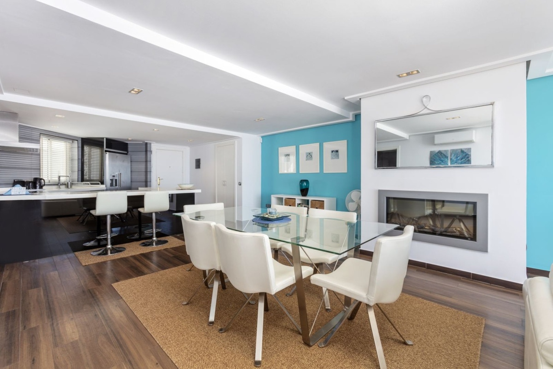 Resale - apartment - Marbella - Puerto Banús