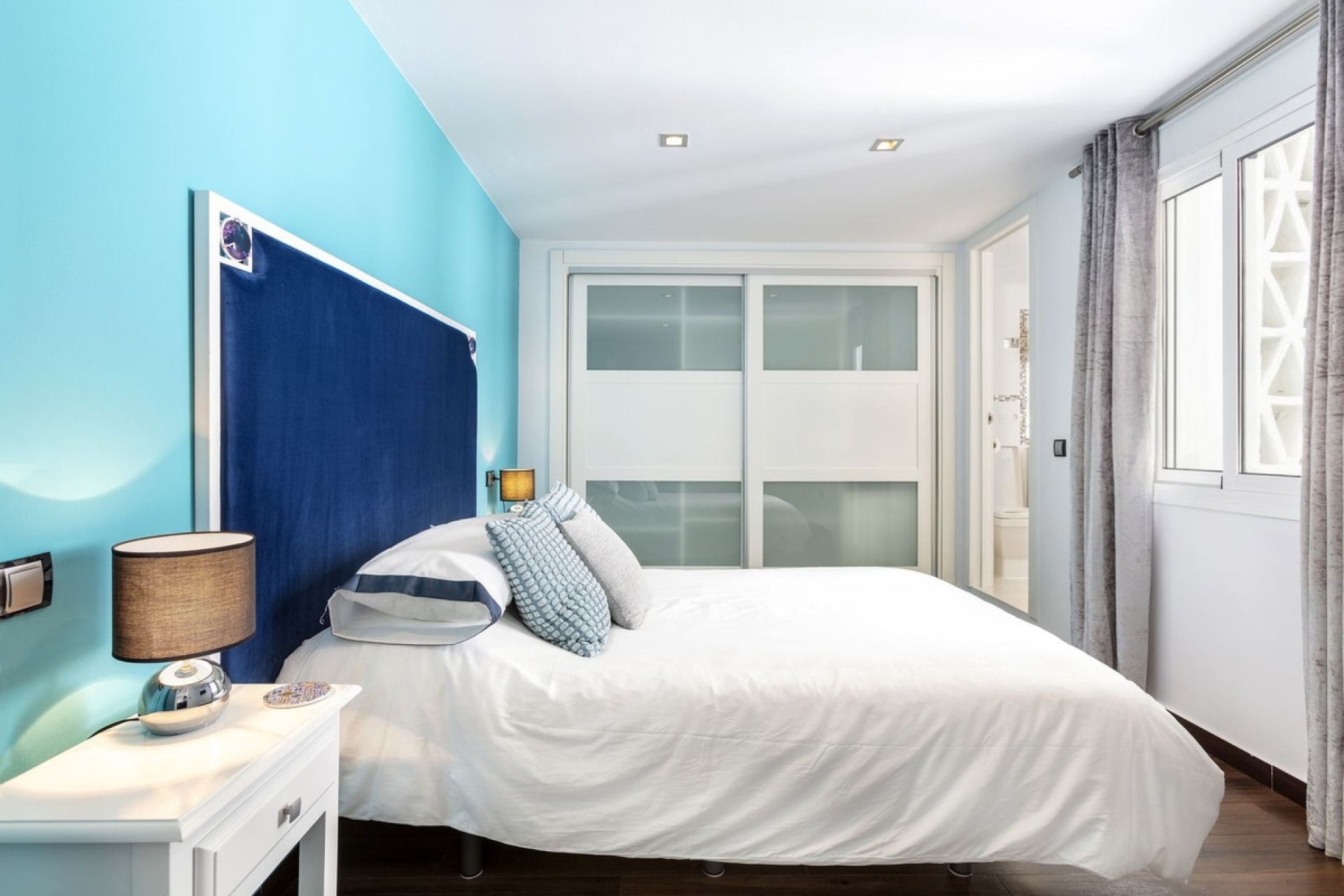 Resale - apartment - Marbella - Puerto Banús