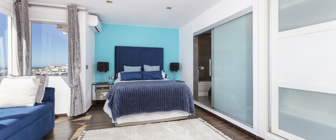 Resale - apartment - Marbella - Puerto Banús