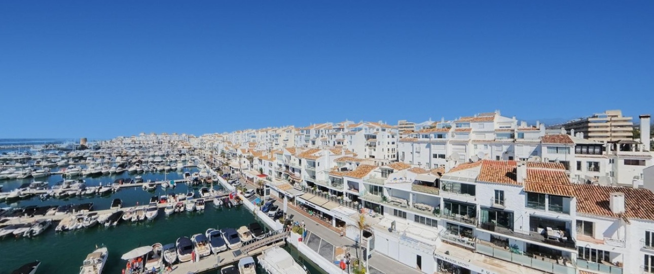 Resale - apartment - Marbella - Puerto Banús