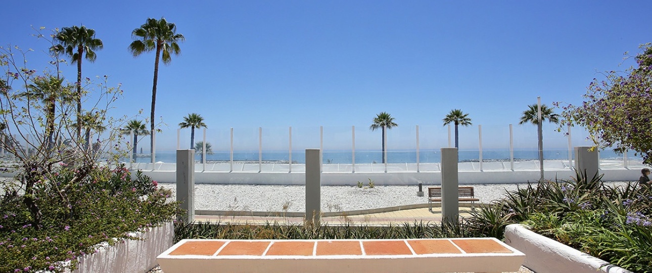 Resale - apartment - Marbella - Puerto Banús