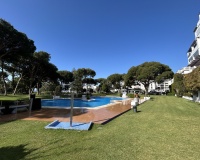 Resale - apartment - Marbella - Puerto Banús