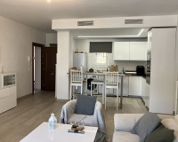 Resale - apartment - Marbella - Puerto Banús