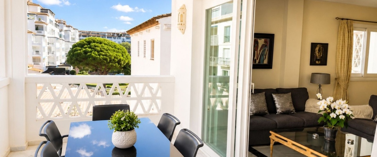 Resale - apartment - Marbella - Puerto Banús